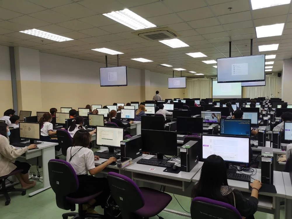 คุมสอบict_210311_1 (1).jpg
