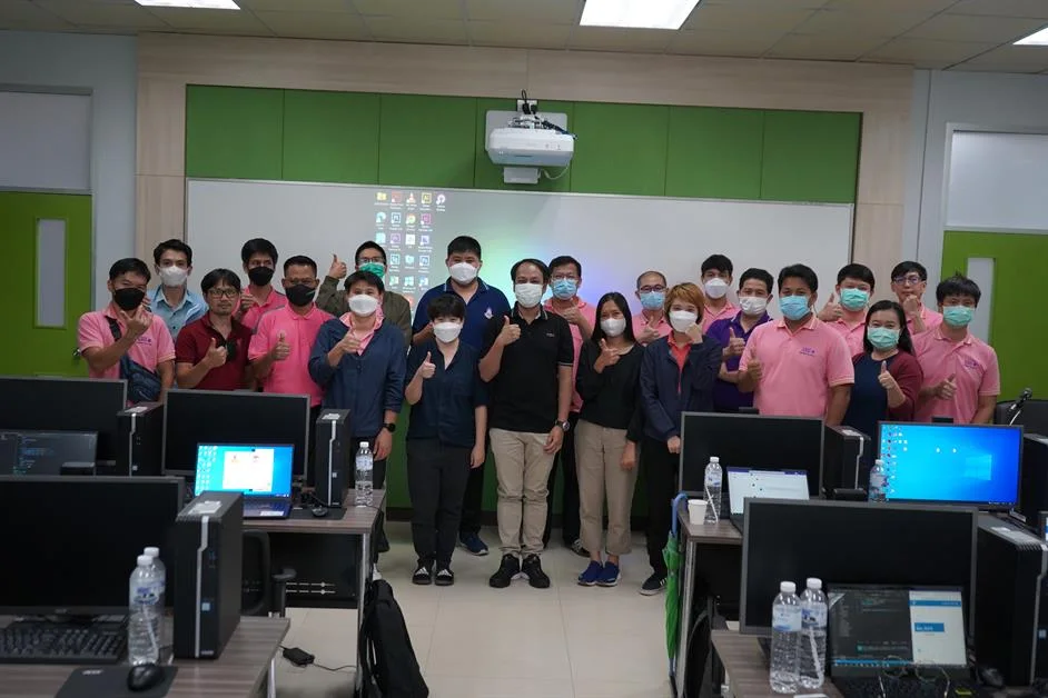 งานฝึกอบรมสารสนเทศ ศูนย์บริการเทคโนโลยีสารสนเทศและการสื่อสาร ดำเนินโครงการพัฒนาสมรรถนะและทักษะทางด้านเทคโนโลยีสารสนเทศสำหรับบุคลากร
