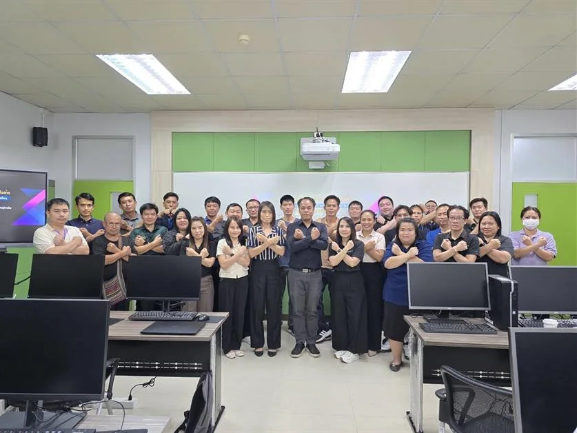 ศูนย์บริการเทคโนโลยีสารสนเทศและการสื่อสาร เชิญบุคลากรร่วมมอบนโยบายการขับเคลื่อนการประเมินคุณธรรมและความโปร่งใส (ITA)