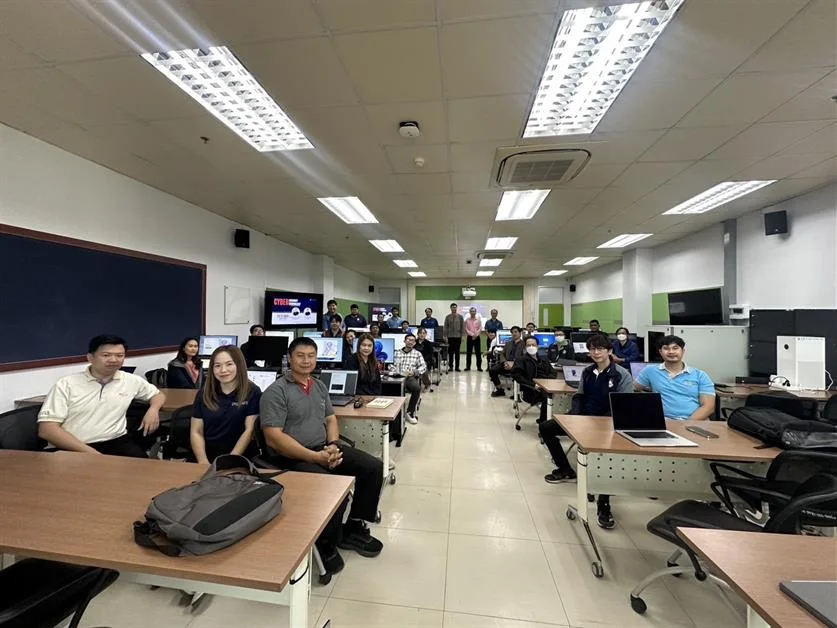   ศูนย์บริการเทคโนโลยีสารสนเทศและการสื่อสาร ได้จัดโครงการพัฒนาทักษะทางด้านเทคโนโลยีสารสนเทศสำหรับบุคลากร มหาวิทยาลัยพะเยา หลักสูตร การรักษาความมั่นคงปลอดภัยไซเบอร์